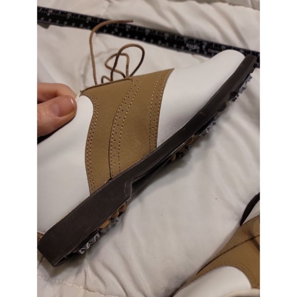 Lady Fairway Leather Tan/White Golf Cleats Shoes Size 7 Outlast temp regulation - Picture 8 of 11